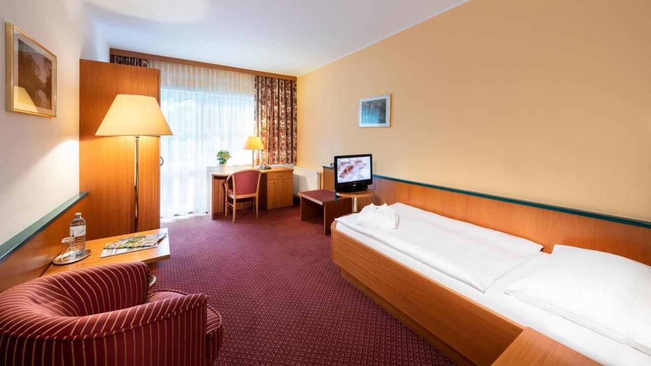 Parkhotel Zur Klause Bad Hall Luaran gambar