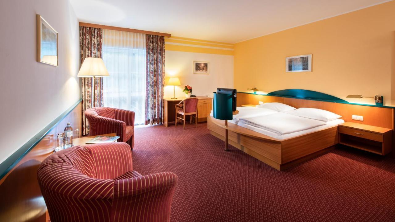 Parkhotel Zur Klause Bad Hall Luaran gambar